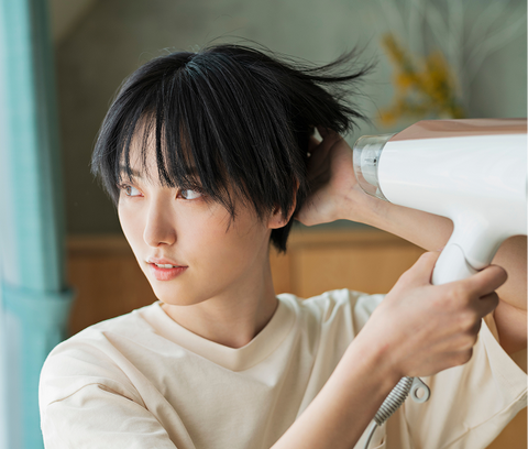 洗い上がりの重たさは苦手だが、髪の潤いも保ちたい。